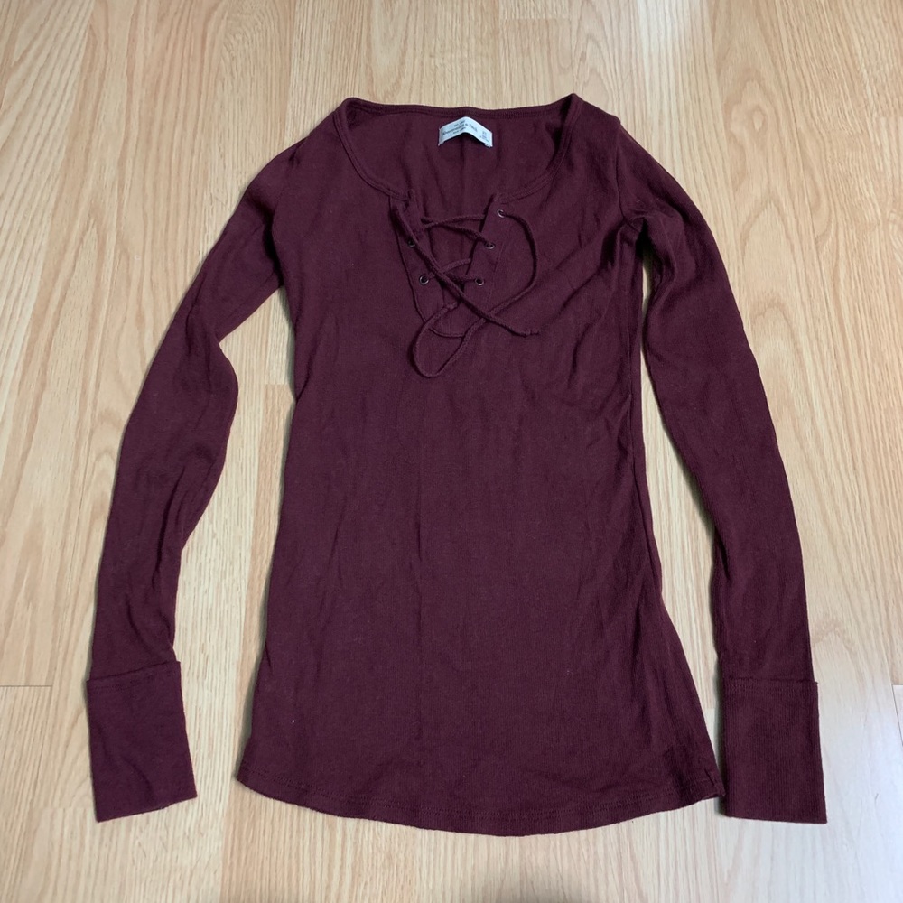 Abercrombie cross cross v neck top.